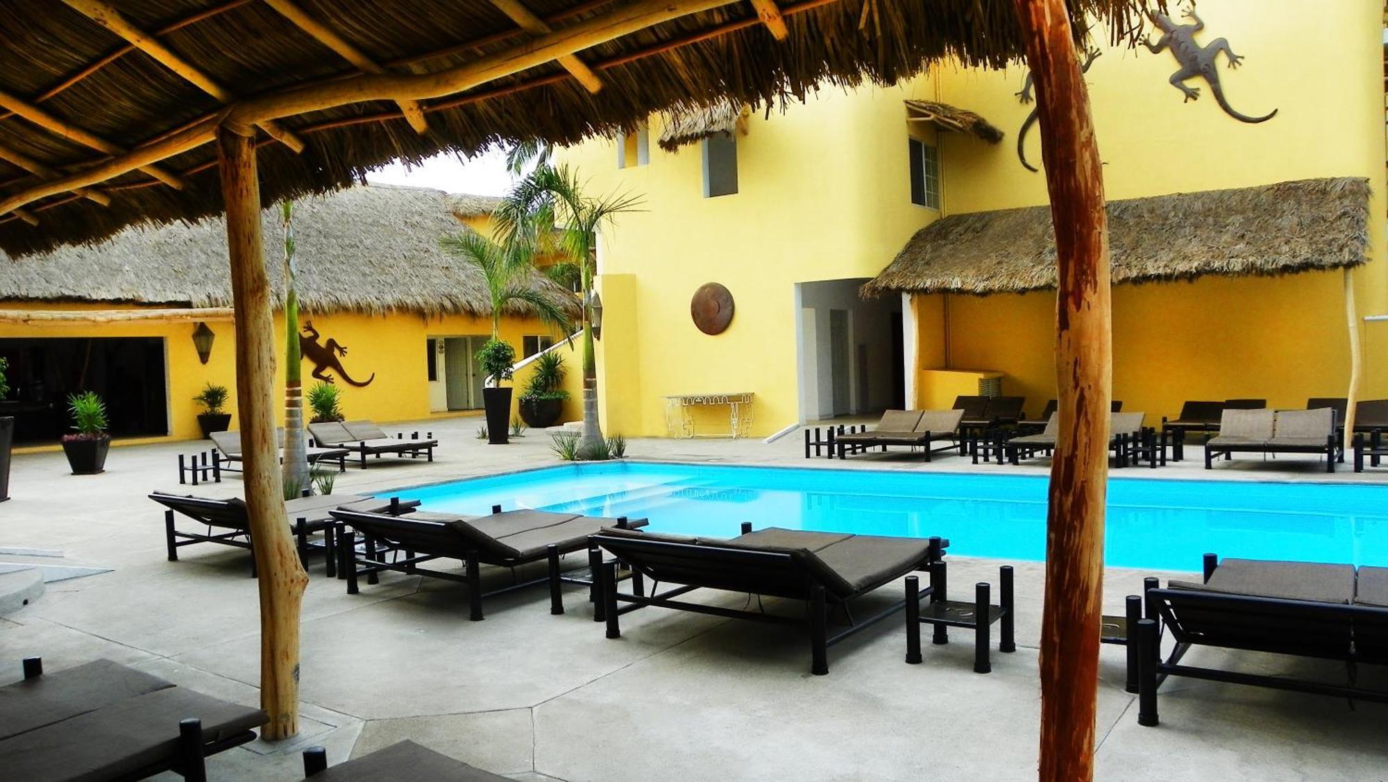 Zar Manzanillo Hotell Exteriör bild