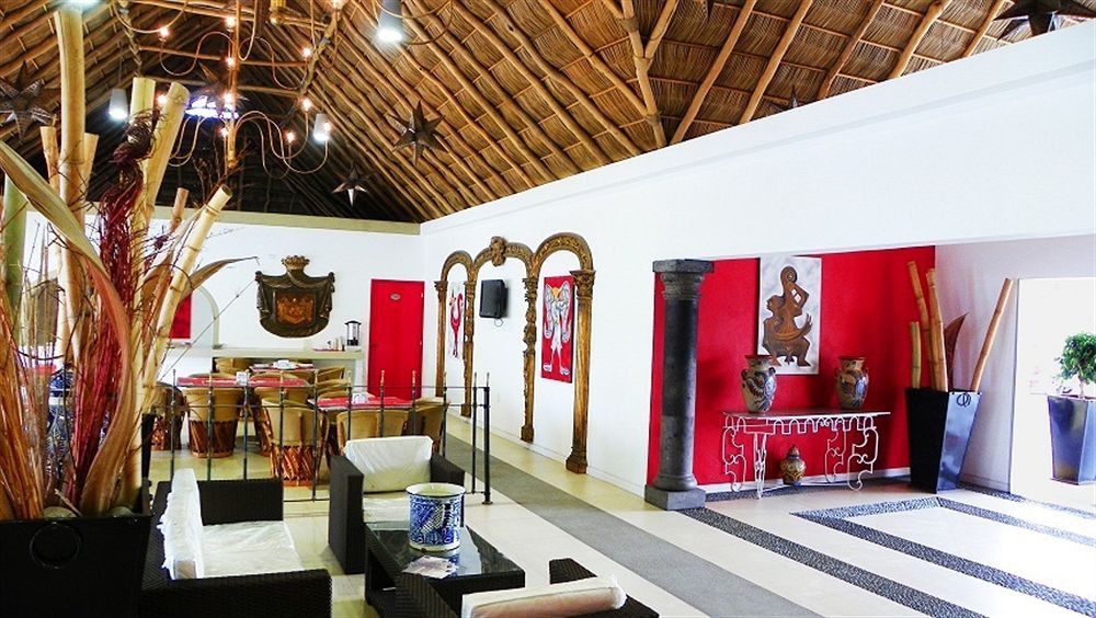 Zar Manzanillo Hotell Exteriör bild